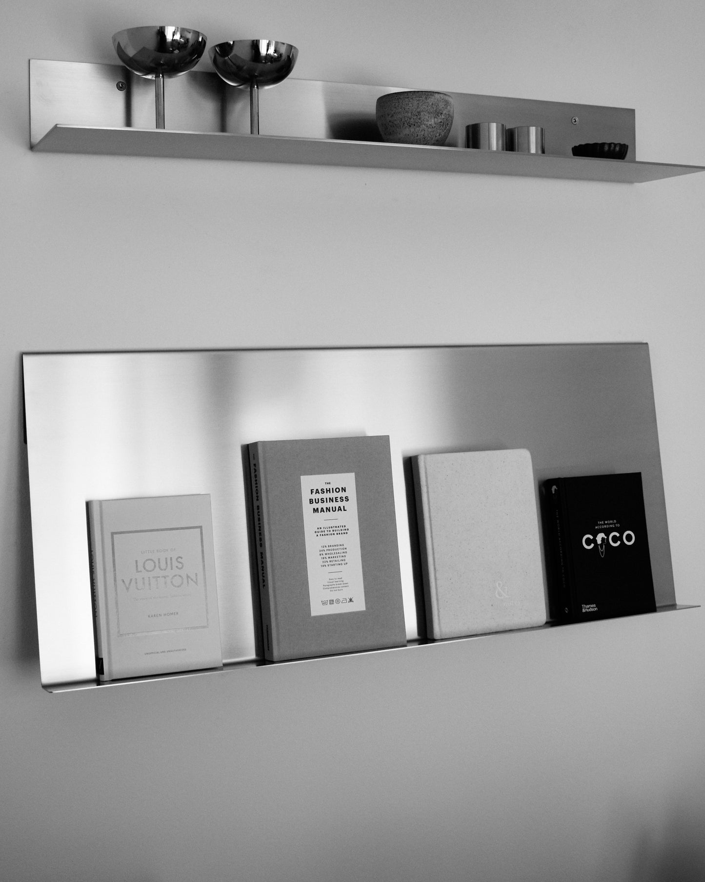 BODØ MAGAZINE HOLDER STEEL