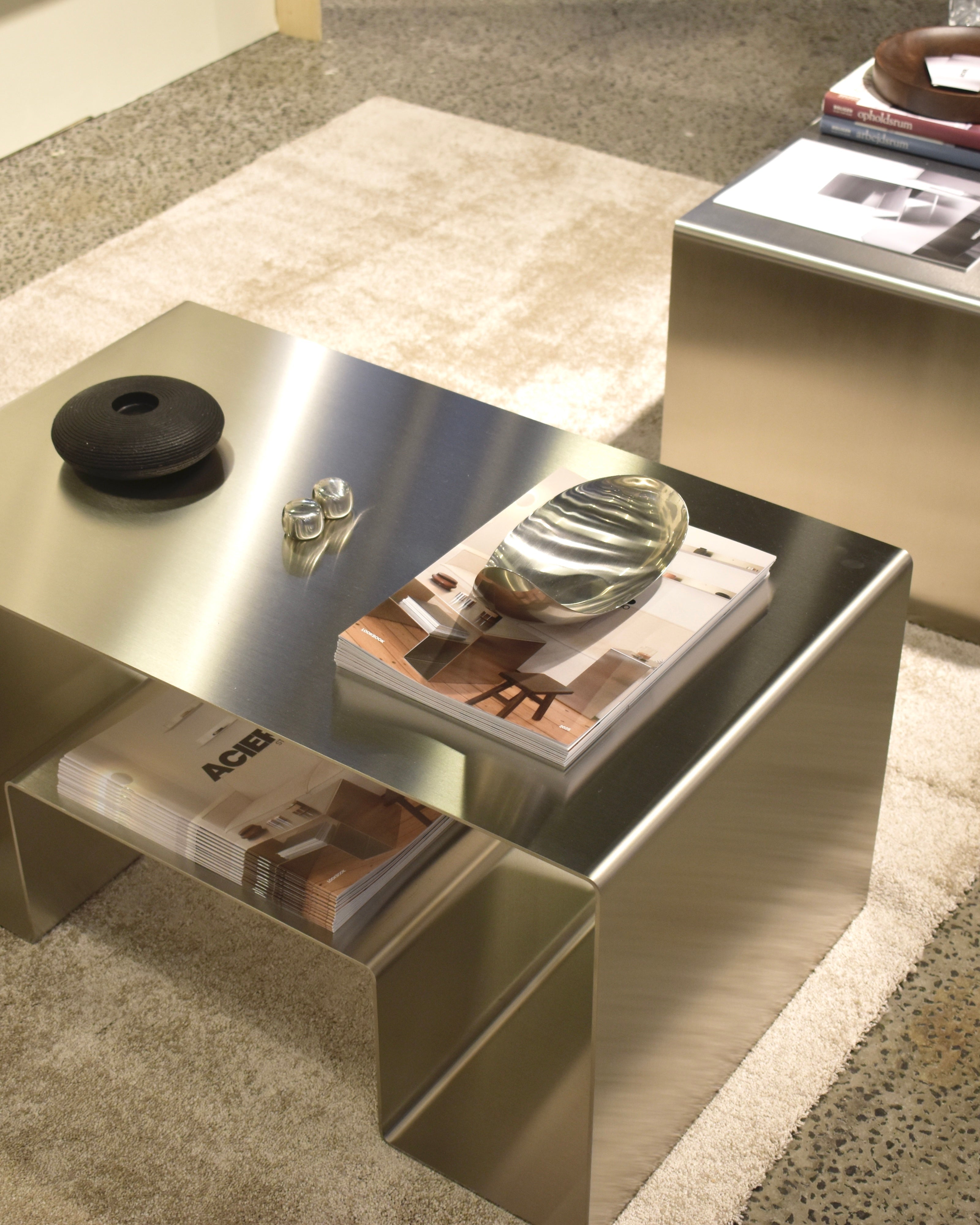 STÅL BORDE - Acier Studio