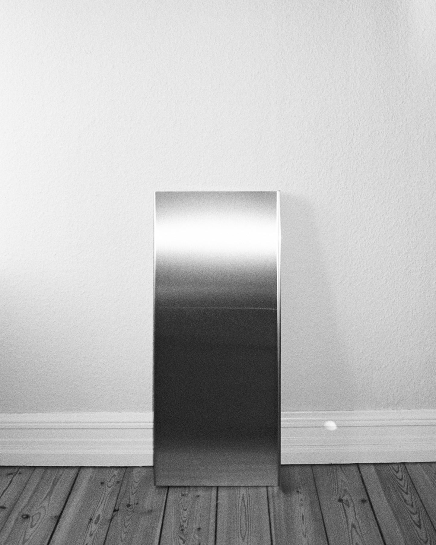 BODØ MAGAZINE HOLDER STEEL