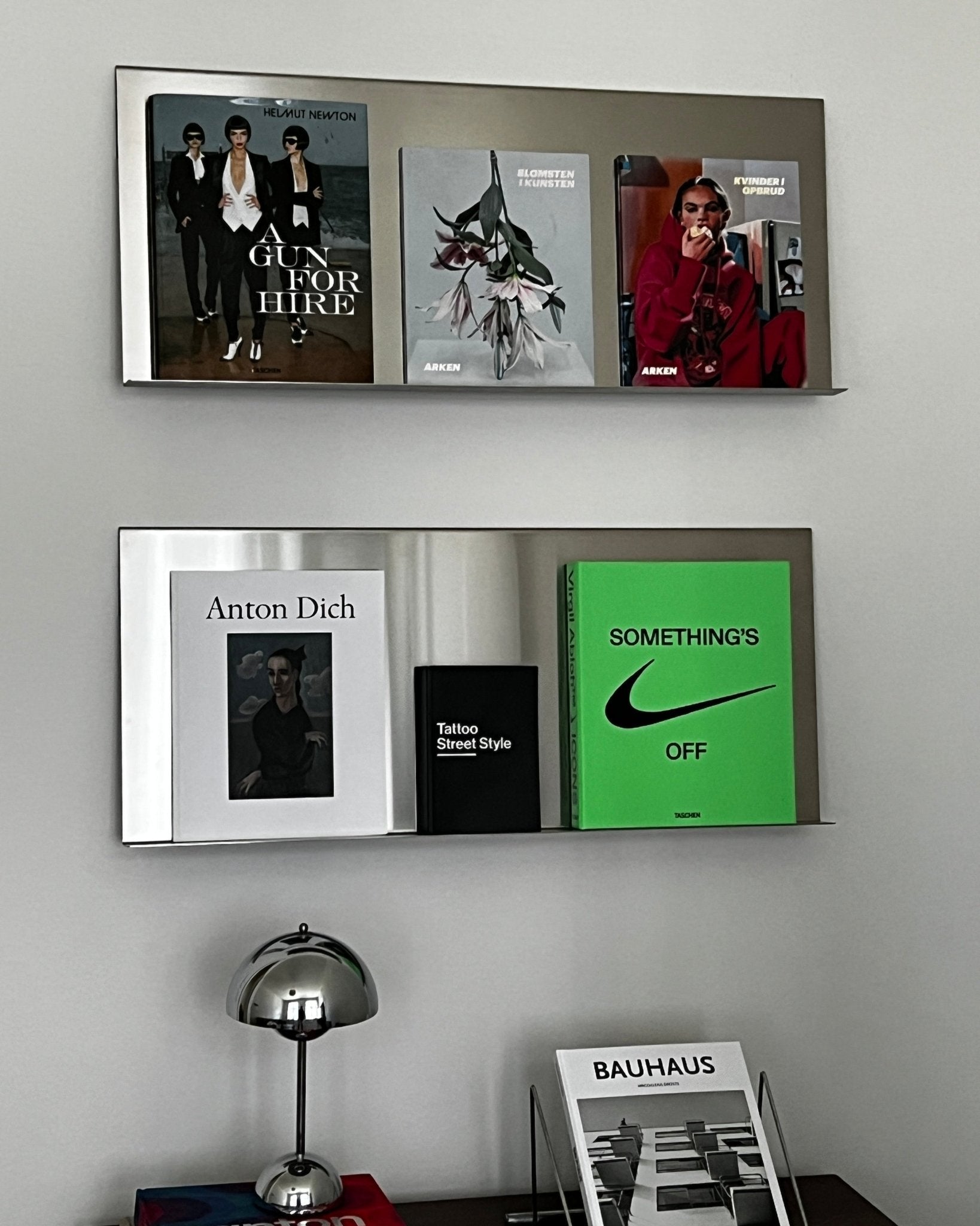 STÅL MAGASINHOLDER BODØ - Acier Studio