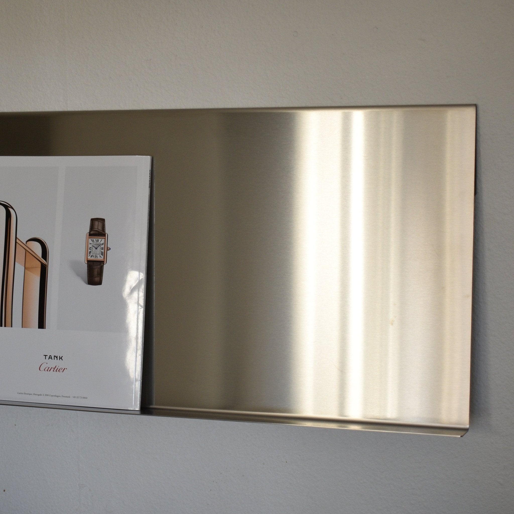 STÅL MAGASINHOLDER BODØ - Acier Studio